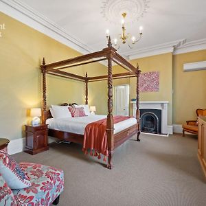 King Suite 1
